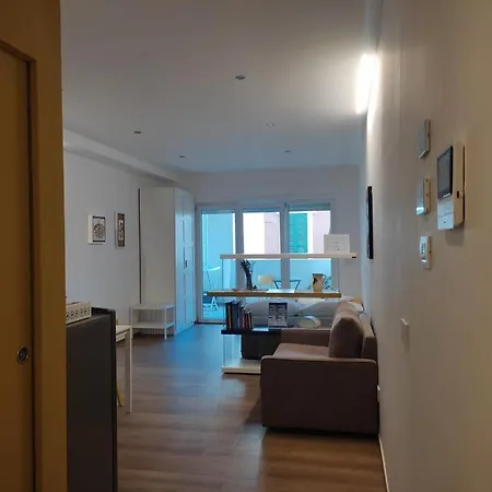 Apartment Domus13-with Private Parking Bari